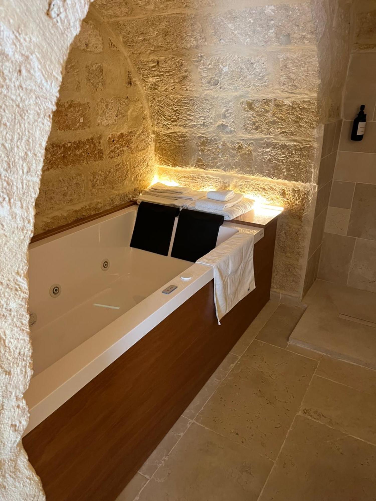 Dimora Grottacielo Apartment Polignano a Mare Ruang foto
